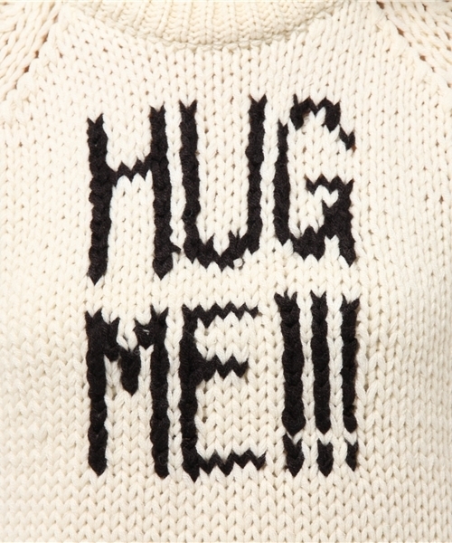 Ray BEAMS（レイビームス）の「Ray BEAMS / "HUG ME!!!" ロゴ クルーネックニット（ニット/セーター・レディース・オフホワイト/チャコールグレー・ONE SIZE）」の4枚目の写真