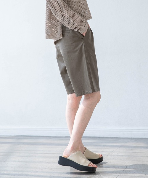 A part by（アパートバイ）の「フェイクレザーハーフパンツ 958046（その他パンツ・レディース・ブラック/グリーン系その他6・MEDIUM/LARGE）」の16枚目の写真