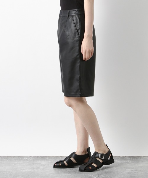 A part by（アパートバイ）の「フェイクレザーハーフパンツ 958046（その他パンツ・レディース・ブラック/グリーン系その他6・MEDIUM/LARGE）」の19枚目の写真
