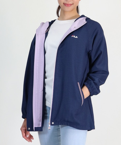 FILA(フィラ)の「【FILA/フィラ】UV スタイリッシュ マウンテンパーカー(マウンテンパーカー・レディース・ライトグレー/ブラック/ライトカーキ/ネイビー・LL/M/3L/S/L)」の4枚目の写真