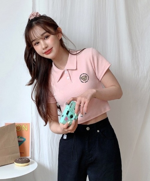 muahmuah（ムーアムーア）の「『muah muah/ムーアムーア』×『teddy bear/テディベア』MUAH BEAR STITCH CROP T-SHIRT/ムアベア ステッチ クロップド丈半袖Tシャツ（Tシャツ/カットソー・レディース・ホワイト/ブラック/ピンク・FREE）」の7枚目の写真