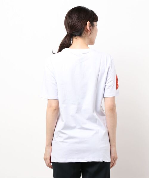 NASA（ナサ）の「/HUDSON OUTERWEAR/ハドソンアウターウェア/NASA SPACE-SUITE BIG PATCH TEE（Tシャツ/カットソー・レディース・ブラック/ホワイト・MEDIUM/LARGE）」の4枚目の写真