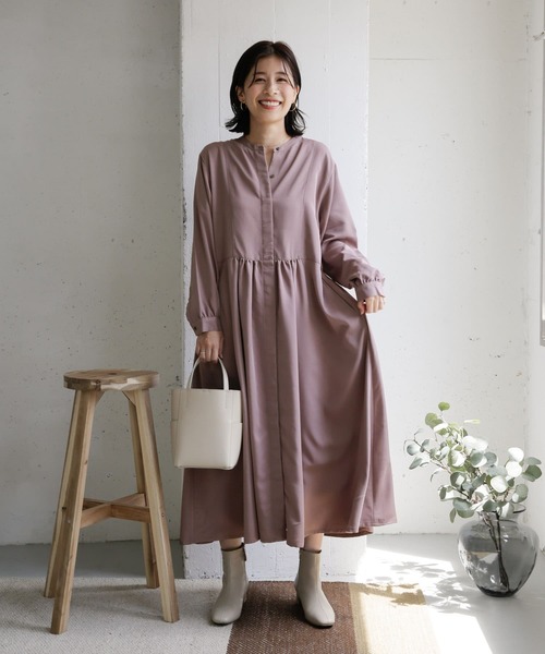 URBAN RESEARCH DOORS（アーバンリサーチドアーズ）の「ギャザー切替ワンピース（ワンピース・レディース・ベージュ/ピンク/ネイビー・ONE）」の17枚目の写真