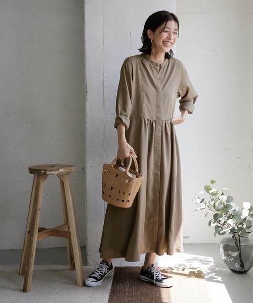 URBAN RESEARCH DOORS（アーバンリサーチドアーズ）の「ギャザー切替ワンピース（ワンピース・レディース・ベージュ/ピンク/ネイビー・ONE）」の9枚目の写真