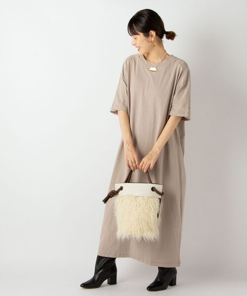 NOLLEY’S(ノーリーズ)の「バックMARTIGUES Tシャツワンピース(ワンピース・レディース・ブラック/グレイッシュベージュ・FREE)」の16枚目の写真