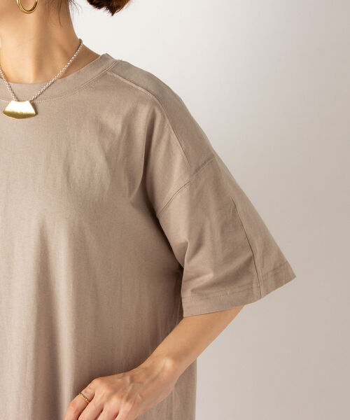 NOLLEY’S(ノーリーズ)の「バックMARTIGUES Tシャツワンピース(ワンピース・レディース・ブラック/グレイッシュベージュ・FREE)」の6枚目の写真
