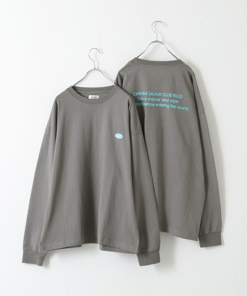 CHIKABA（チカバ）の「【CHIKABA SAUNA CLUB 】 オーバーサイズ ロングTシャツ（Tシャツ/カットソー・レディース・ホワイト/ブラック/チャコール/ホワイト系/ホワイト系1/ホワイト系2/ブラック系1/グレー系・MEDIUM/LARGE）」の11枚目の写真