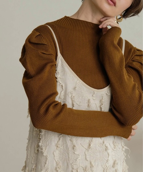 Bab（バブ）の「【WEB限定】パワーショルダーリブニットプルオーバー（ニット/セーター・レディース・ブラック/ダークグリーン/ブラウン/杢グレー/グリーン/アイボリー/パープル・FREE）」の12枚目の写真