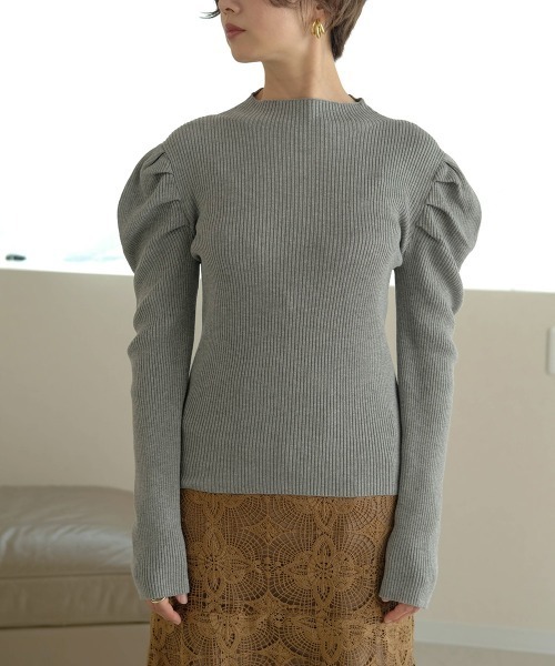 Bab（バブ）の「【WEB限定】パワーショルダーリブニットプルオーバー（ニット/セーター・レディース・ブラック/ダークグリーン/ブラウン/杢グレー/グリーン/アイボリー/パープル・FREE）」の22枚目の写真