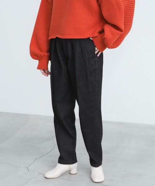 select MOCA(セレクトモカ)の「ボックスタックテーパードパンツ(デニムパンツ・レディース・ブラック/アイボリー・SMALL/MEDIUM)」の8枚目の写真