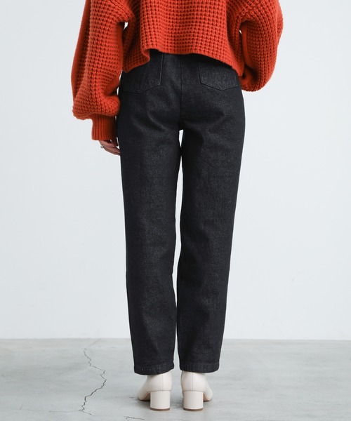 select MOCA(セレクトモカ)の「ボックスタックテーパードパンツ(デニムパンツ・レディース・ブラック/アイボリー・SMALL/MEDIUM)」の9枚目の写真