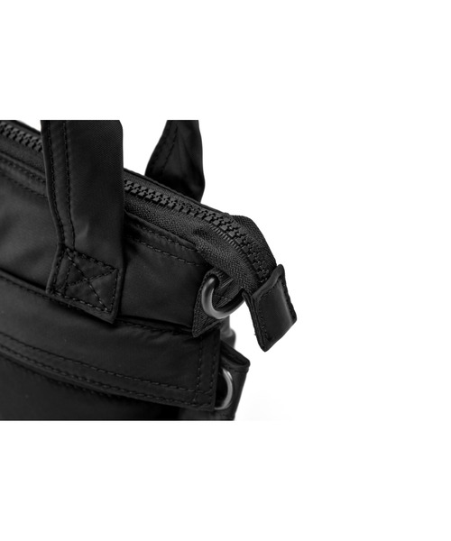 BLACK ヘルメットバッグ ショルダー ナイロン 黒 中綿 楽天市場】≪ONLINE限定≫ ≪kuros'の撥水ヘルメットバッグ・S