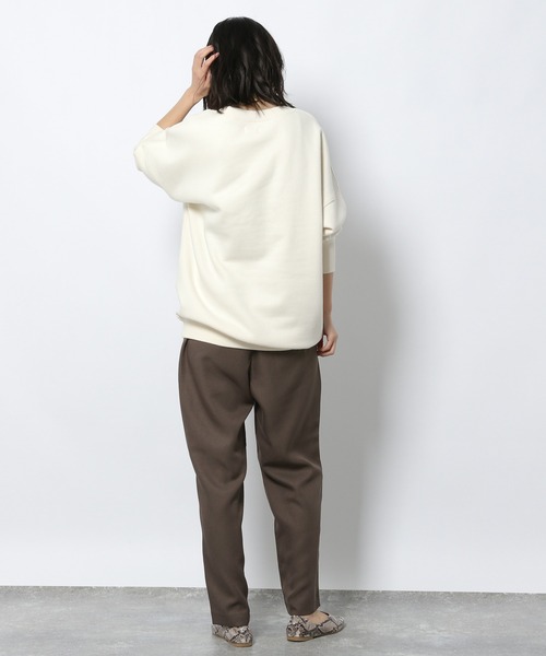 LAKOLE(ラコレ)の「ブラッシュBIGクルーネックプルオーバー / 219691(スウェット・レディース・オフホワイト/ブラック/シャーベット/カーキ・SMALL/MEDIUM)」の17枚目の写真