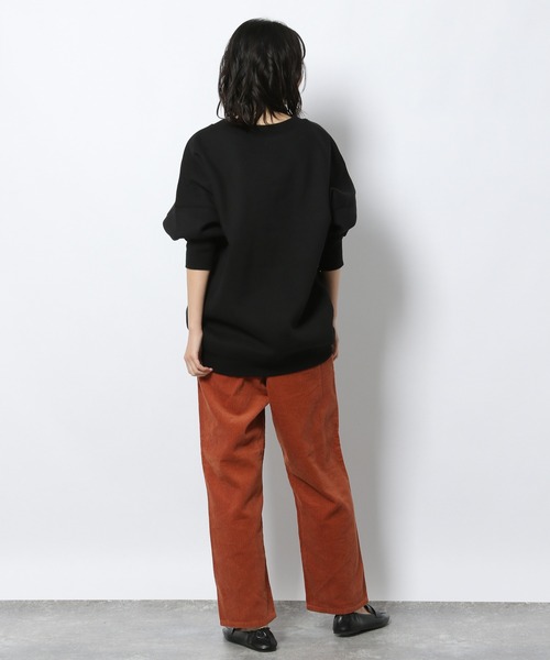 LAKOLE(ラコレ)の「ブラッシュBIGクルーネックプルオーバー / 219691(スウェット・レディース・オフホワイト/ブラック/シャーベット/カーキ・SMALL/MEDIUM)」の14枚目の写真