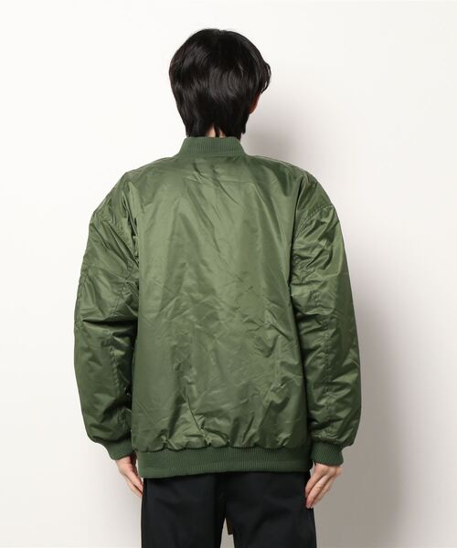 CORISCO(コリスコ)の「ナイロンツイル中綿BIGMA-1(M1)(MA-1・メンズ・ブラック/オリーブ・MEDIUM/LARGE)」の4枚目の写真