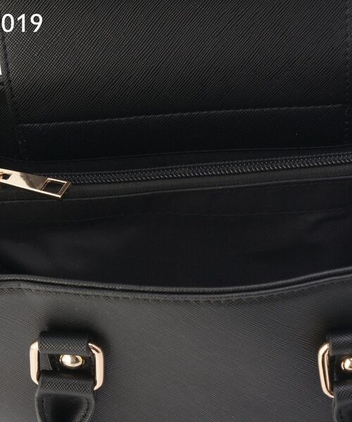 Ober Tashe(オーバータッシェ)の「被せ付きショルダー(ショルダーバッグ・レディース・ブラック/ベージュ/ブラウン系6/ピンク系・FREE)」の12枚目の写真