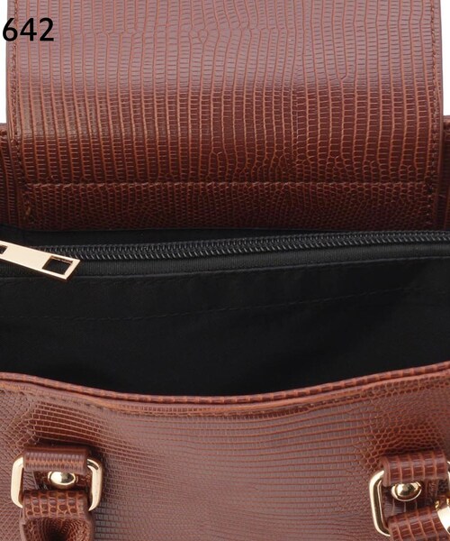 Ober Tashe(オーバータッシェ)の「被せ付きショルダー(ショルダーバッグ・レディース・ブラック/ベージュ/ブラウン系6/ピンク系・FREE)」の15枚目の写真