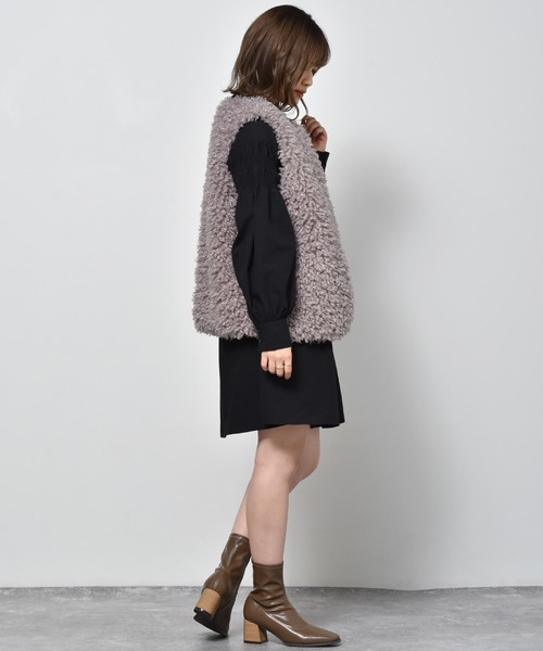 RETRO GIRL（レトロガール）の「ファーベスト（ベスト・レディース・ブラウン/アイボリー/グリーン/ライトグレー/ライトブラウン/ブラック・FREE）」の9枚目の写真