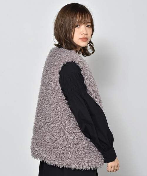 RETRO GIRL（レトロガール）の「ファーベスト（ベスト・レディース・ブラウン/アイボリー/グリーン/ライトグレー/ライトブラウン/ブラック・FREE）」の16枚目の写真