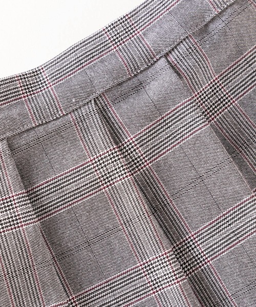 trois lapins kp（トロワラパンケーピー）の「先染めチェックスカート(110-130cm)（スカート・キッズ・ブラック・130cm/120cm/110cm）」の3枚目の写真