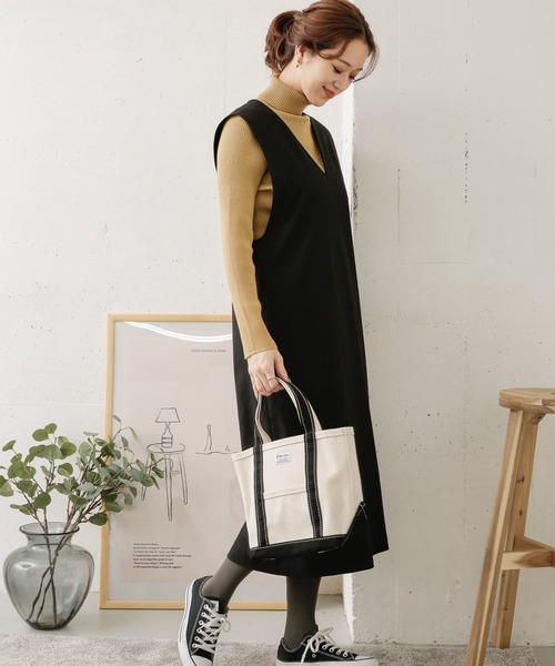 URBAN RESEARCH DOORS(アーバンリサーチドアーズ)の「タートルネックリブニット(ニット/セーター・レディース・ブラック/ベージュ/グレー系その他・ONE)」の10枚目の写真