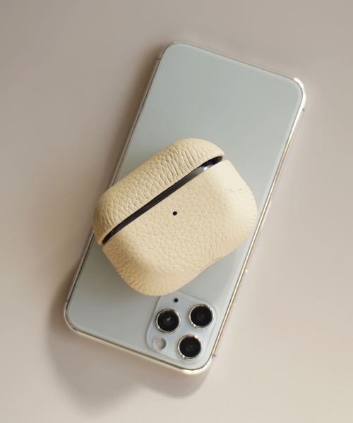 Port(ポート)の「レザーライク Airpods Pro 専用 イヤホン ケース #_(ヘッドフォン/イヤホン・レディース・ベージュ/ブルー/グリーン/イエロー/ピンク/ブラック/アイボリー/モカ・FREE)」の2枚目の写真