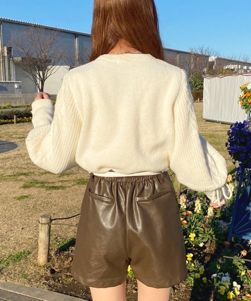 apres jour（アプレジュール）の「袖レースアップケーブルニット【ZOZOTOWN限定アイテム】（ニット/セーター・レディース・ピンク/アイボリー/モカ・X-LARGE/フリー）」の9枚目の写真