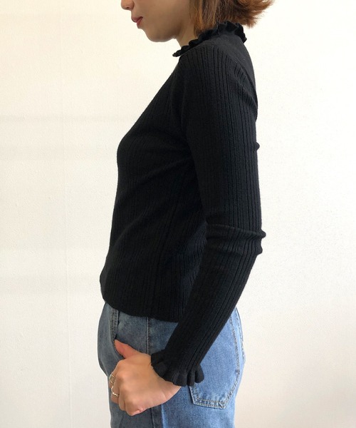 Kotoe（コトエ）の「フリルネックリブニットソー（ニット/セーター・レディース・ホワイト/ブラック/グレー/ピンク・FREE）」の6枚目の写真