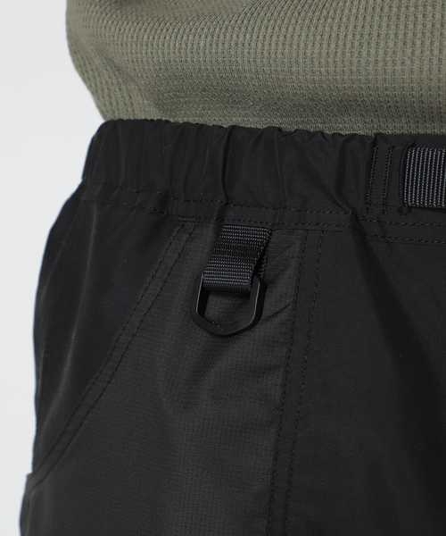Gramicci(グラミチ)の「【GRAMICCI / グラミチ】 別注 コンビネーションギアショーツ(その他パンツ・メンズ・ブラック/ネイビー/グレー・SMALL/MEDIUM/LARGE/X-LARGE)」の4枚目の写真