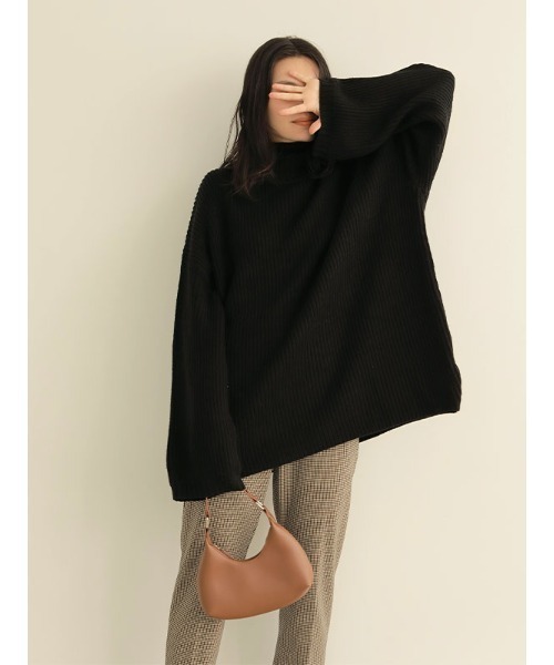ACYM(アシーム)の「Turtle neck mini ニット(ニット/セーター・レディース・ベージュ/ブラック・FREE)」の8枚目の写真
