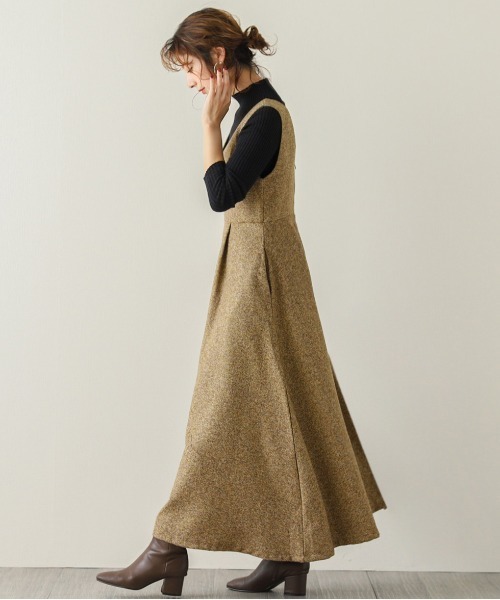 La-gemme（ラジェム）の「深Vネックジャンパースカート（ワンピース・レディース・ブラック/ブラック系その他3/ミックスグレー/ブラウン系その他2・M/L）」の8枚目の写真