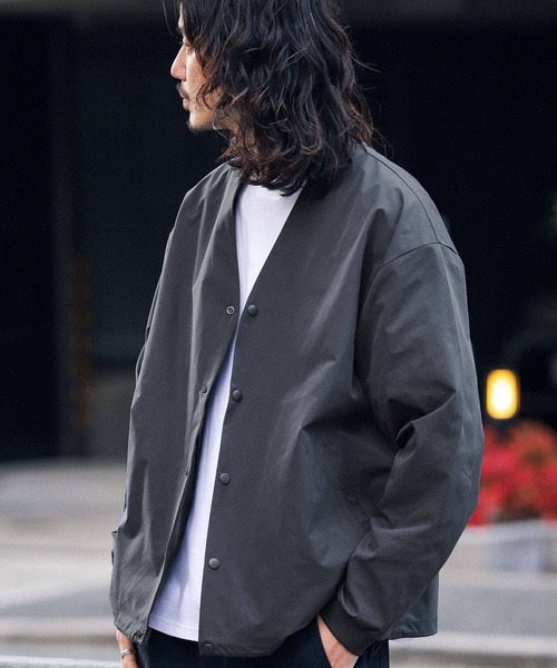 URBAN RESEARCH Sonny Label（アーバンリサーチサニーレーベル）の「撥水カーディガン（カーディガン/ボレロ・メンズ・チャコールグレー/ライトブルー/ベージュ系その他・MEDIUM/LARGE）」の20枚目の写真