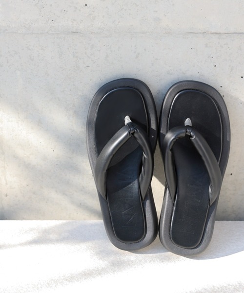 VIVIAN（ヴィヴィアン）の「厚底パデッドトングサンダル ZOZOTOWN+オフィシャルサイト限定商品（サンダル・レディース・ブラック/ダークブラウン/グリーン/アイボリー・LL/S/M/L）」の5枚目の写真