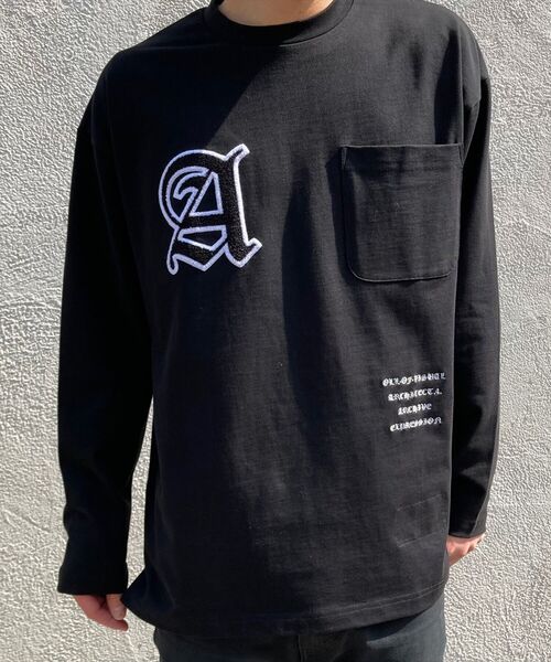 A4A(エーフォーエー)の「A4A/エーフォーエー/スタジアムログスリーブTシャツ(Tシャツ/カットソー・メンズ・ホワイト/ブラック・MEDIUM/LARGE)」の20枚目の写真