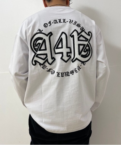 A4A(エーフォーエー)の「A4A/エーフォーエー/スタジアムログスリーブTシャツ(Tシャツ/カットソー・メンズ・ホワイト/ブラック・MEDIUM/LARGE)」の1枚目の写真