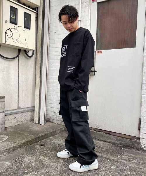 A4A(エーフォーエー)の「A4A/エーフォーエー/スタジアムログスリーブTシャツ(Tシャツ/カットソー・メンズ・ホワイト/ブラック・MEDIUM/LARGE)」の10枚目の写真