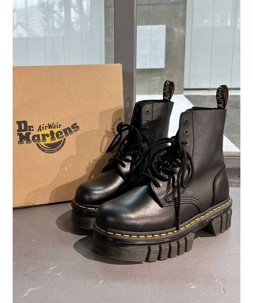 Dr. Martens（ドクターマーチン）の「【Dr.Martens】Audrick 8i Boot（ブーツ・レディース・ブラック・MEDIUM/LARGE）」の6枚目の写真
