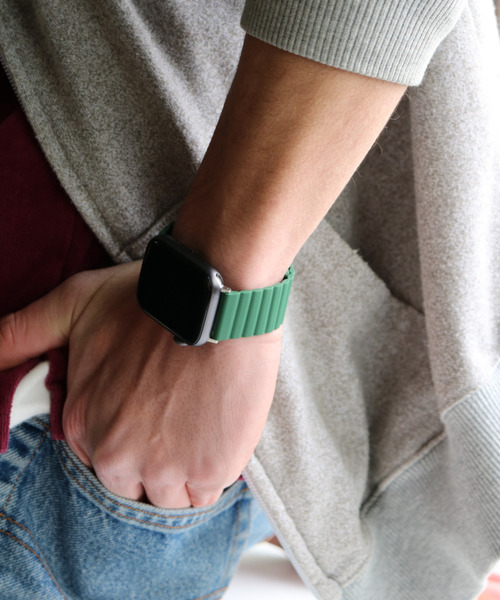 SiNCERE(シンシア)の「Apple Watch Band Silicone Magnet/アップルウォッチ バンド シリコンマグネットタイプ 38-41mm/42-44mm(デジタル腕時計・メンズ・ブラック/ブルー/グリーン/ブラック系その他/グレー系その他/イエロー×ブラック/イエロー×グレー/ブラック系その他2/グレー系その他2・38/42)」の6枚目の写真