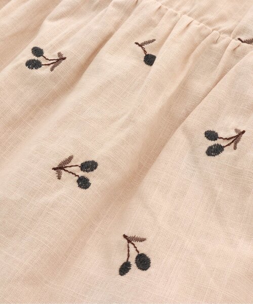 Seraph（セラフ）の「フルーツ刺繍ボリューム袖チュニック（チュニック・キッズ・オフホワイト/ピンク/ミント・95/80/140/100/90/110/120/130）」の12枚目の写真