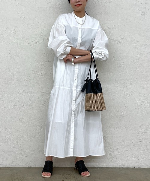 LOUNGEDRESS(ラウンジドレス)の「【CHIGON/シニヨン】タイプライターティアードワンピース(ワンピース・レディース・オフホワイト/ブルー・FREE)」の1枚目の写真