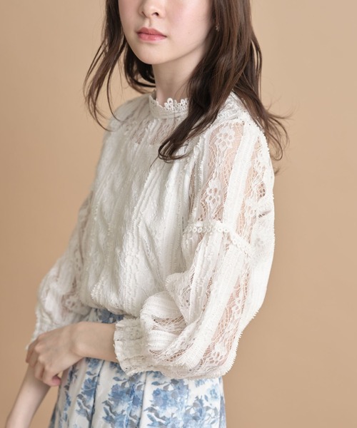tocco closet（トッコ　クローゼット）の「スタンドカラーレースブラウス（シャツ/ブラウス・レディース・ブラック/ベージュ/オフホワイト・M）」の10枚目の写真
