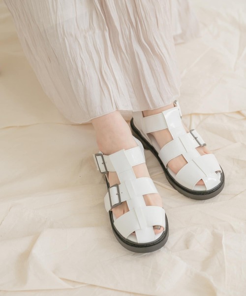 ITEMS URBANRESEARCH（アイテムズ アーバンリサーチ）の「グルカサンダル（サンダル・レディース・ブラック/オフホワイト・SMALL/MEDIUM/LARGE）」の4枚目の写真