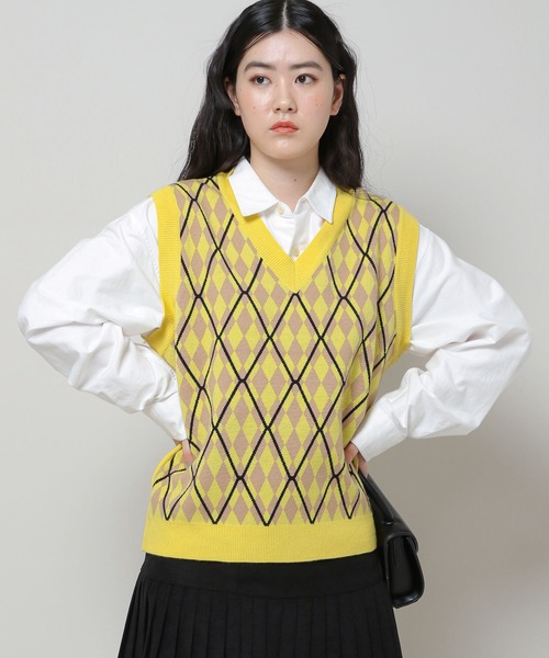 ALAND（エーランド）の「3.3Field Trip／ツートーンアーガイルベスト  2277661（ベスト・レディース・ネイビー/イエロー・FREE）」の2枚目の写真