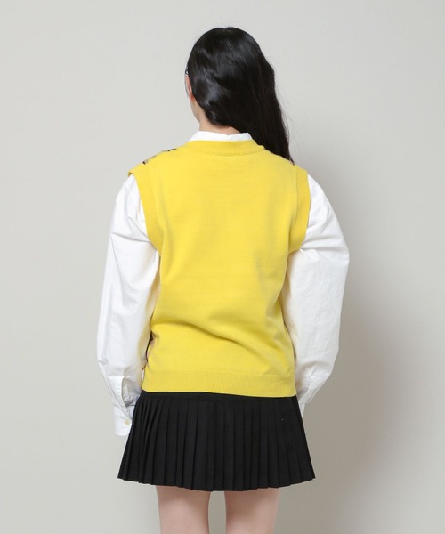ALAND（エーランド）の「3.3Field Trip／ツートーンアーガイルベスト  2277661（ベスト・レディース・ネイビー/イエロー・FREE）」の12枚目の写真
