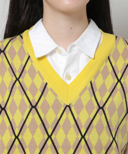 ALAND（エーランド）の「3.3Field Trip／ツートーンアーガイルベスト  2277661（ベスト・レディース・ネイビー/イエロー・FREE）」の14枚目の写真