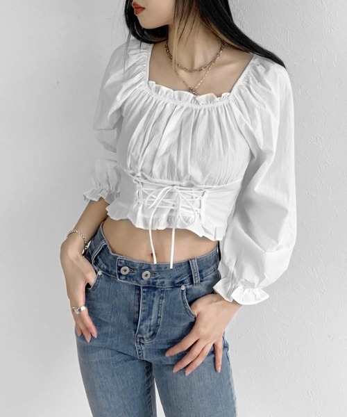LVEU.(ラブユ.)の「Waist ribbon design blouse / ウエストリボンデザインブラウス(シャツ/ブラウス・レディース・ホワイト/ブラック・FREE)」の1枚目の写真