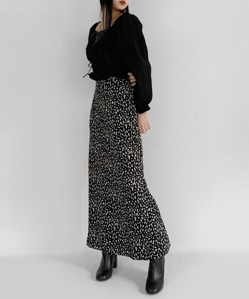 LVEU.(ラブユ.)の「Waist ribbon design blouse / ウエストリボンデザインブラウス(シャツ/ブラウス・レディース・ホワイト/ブラック・FREE)」の11枚目の写真