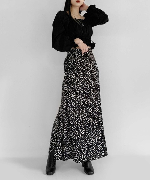 LVEU.(ラブユ.)の「Waist ribbon design blouse / ウエストリボンデザインブラウス(シャツ/ブラウス・レディース・ホワイト/ブラック・FREE)」の6枚目の写真