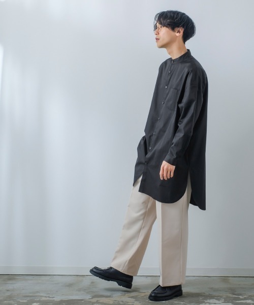 improves(インプローブス)の「【improves】ロング丈 オーバーサイズ バンドカラー 長袖シャツ(シャツ/ブラウス・メンズ・ホワイト/ブラック/グレイッシュベージュ/ダークブラウン・LARGE/MEDIUM)」の15枚目の写真