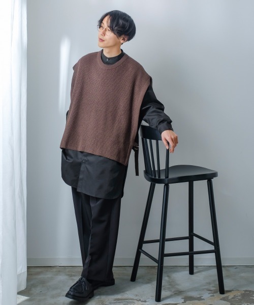 improves(インプローブス)の「【improves】ロング丈 オーバーサイズ バンドカラー 長袖シャツ(シャツ/ブラウス・メンズ・ホワイト/ブラック/グレイッシュベージュ/ダークブラウン・LARGE/MEDIUM)」の6枚目の写真